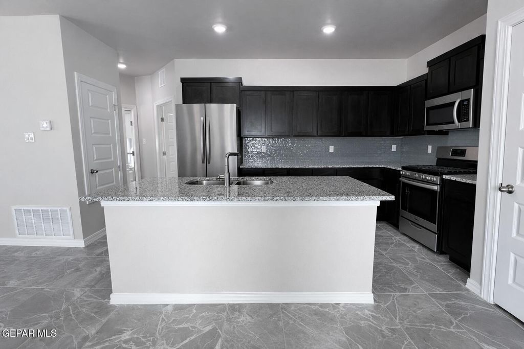 Photo of 13941 LORENZ Avenue, El Paso, TX 79928 (MLS # 941010)