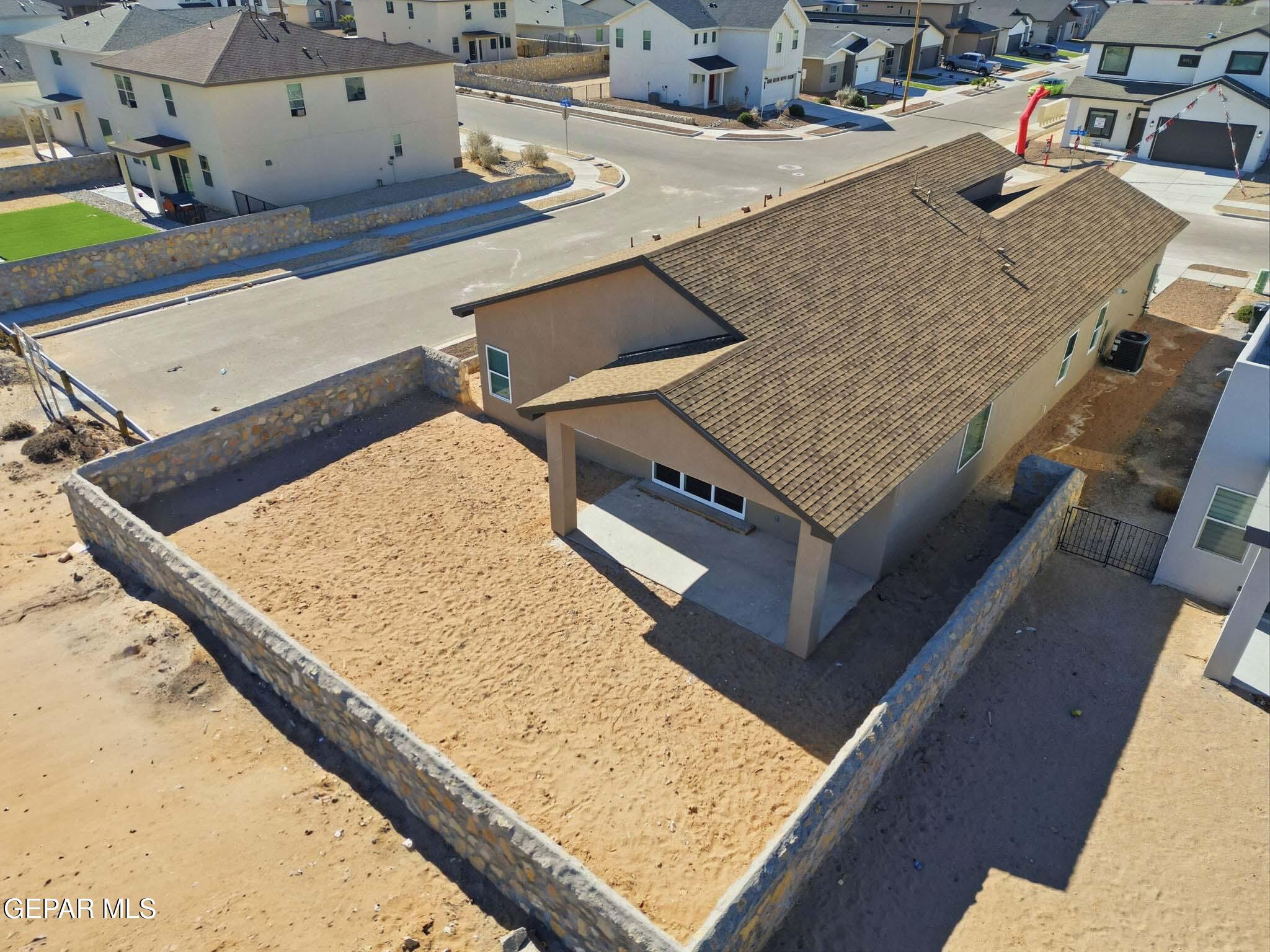 1168 SUMMER RAIN Street