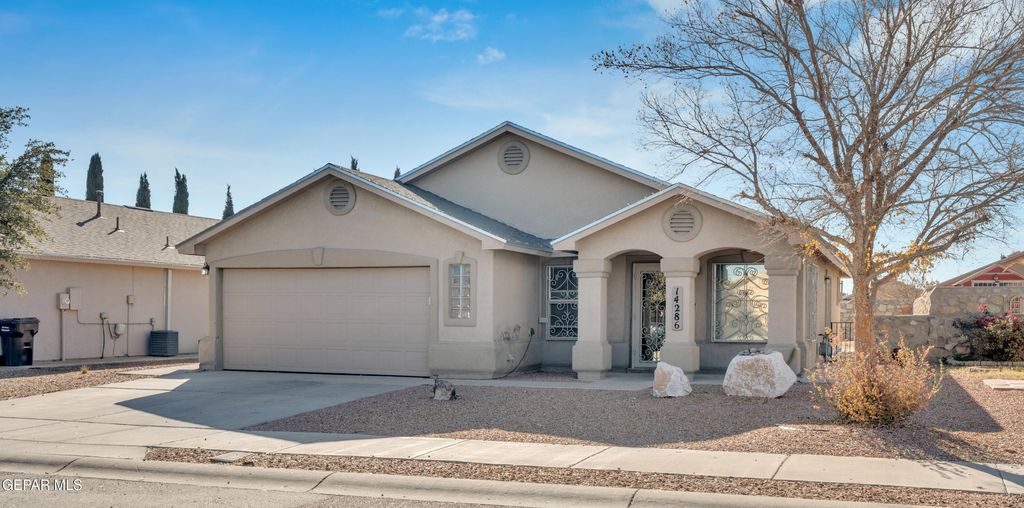 Photo of 14286 Desert Point Drive, Horizon City, TX 79928 (MLS # 935508)