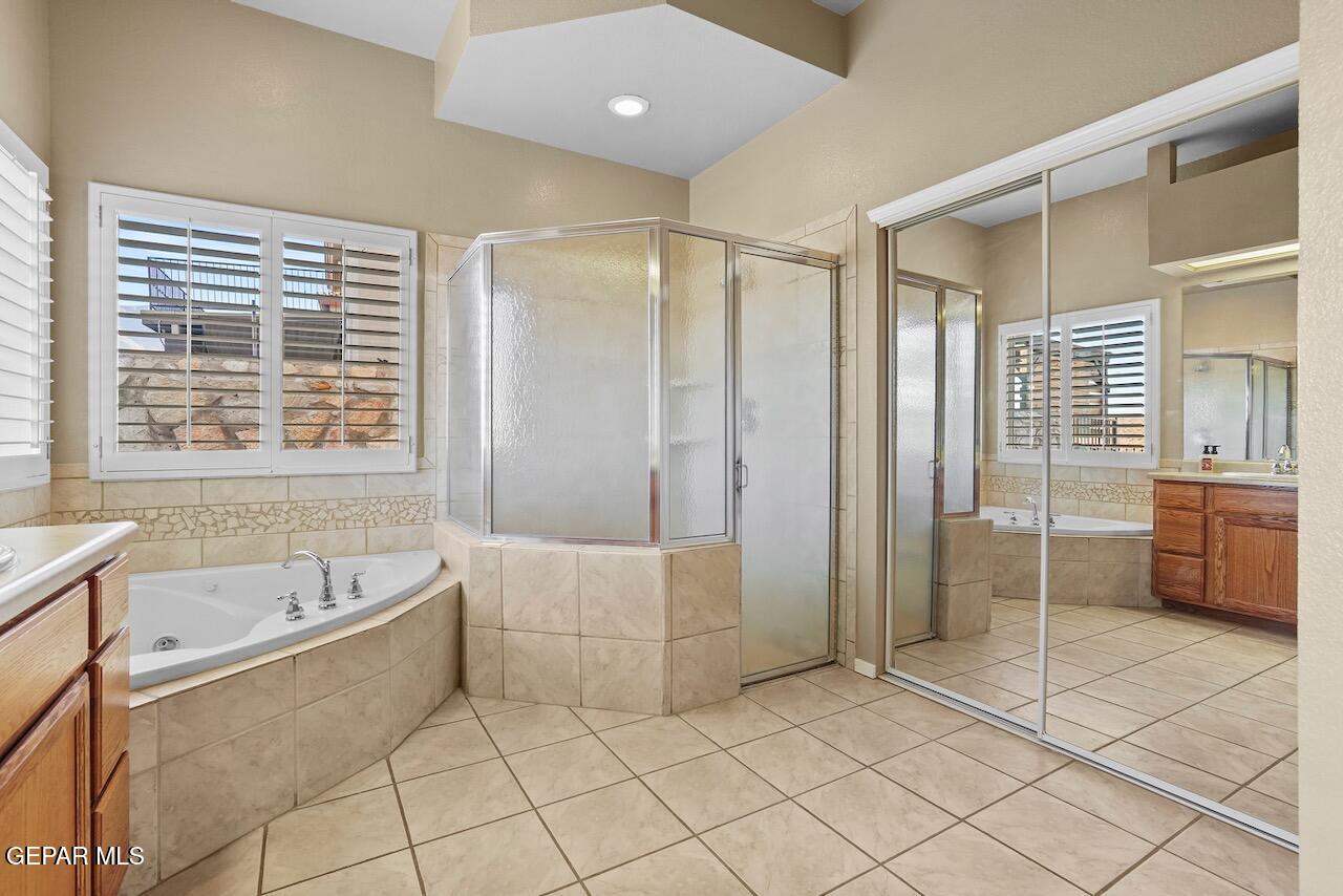 6673 CABANA DEL SOL Drive