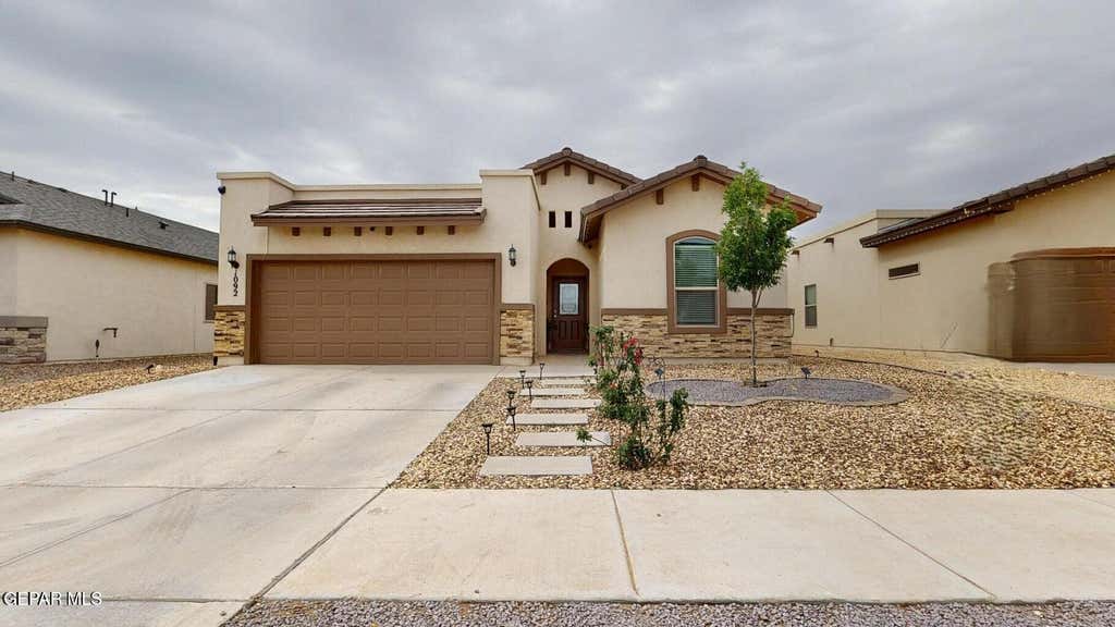 Photo of 1092 NICKEL HILL Avenue, Santa Teresa, NM 88008 (MLS # 945808)