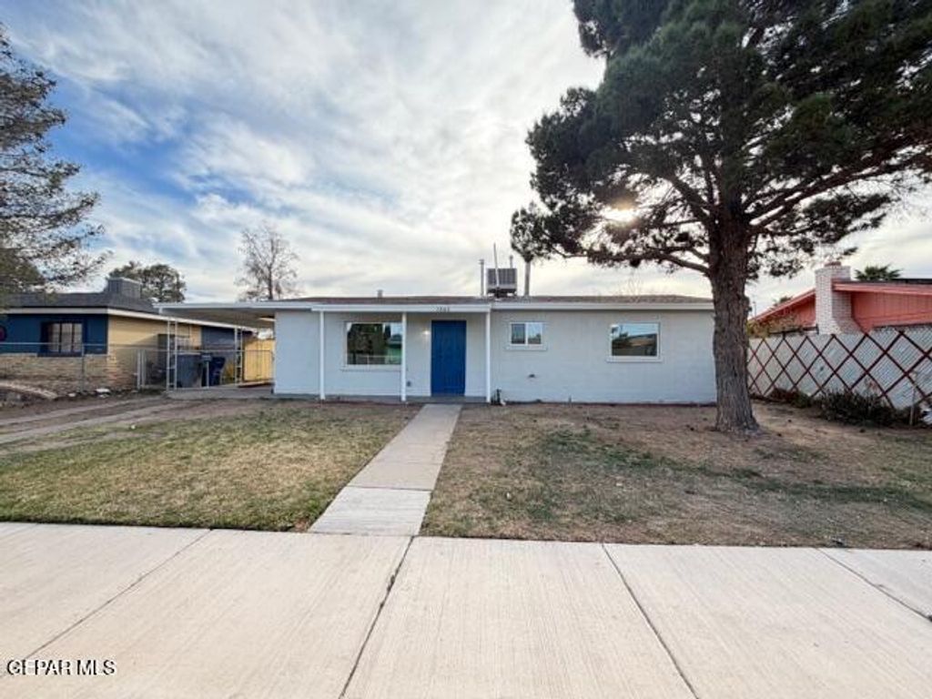 Photo of 7860 Holly Place, El Paso, TX 79915 (MLS # 940249)