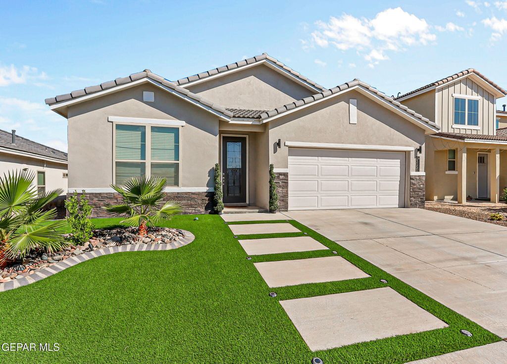 Photo of 13151 Gusart Avenue, El Paso, TX 79928 (MLS # 931368)