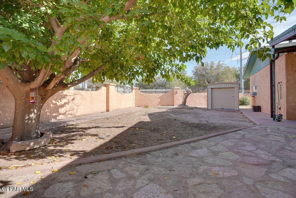 Photo of 12901 CAMINO BARRIAL Road, San Elizario, TX 79849 (MLS # 951242)