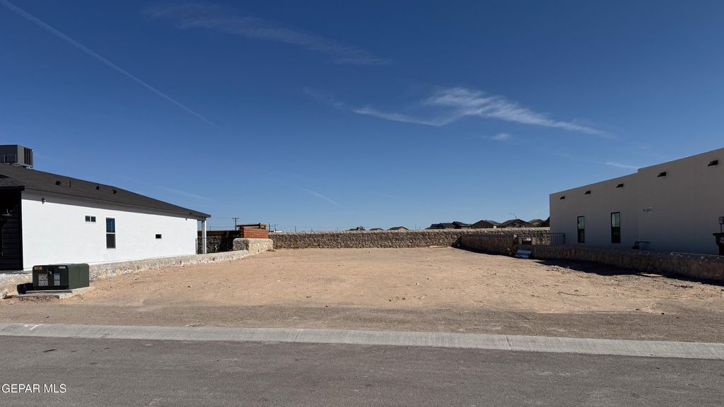 Photo of 248 MAR VISTA Place, Horizon City, TX 79928 (MLS # 938191)