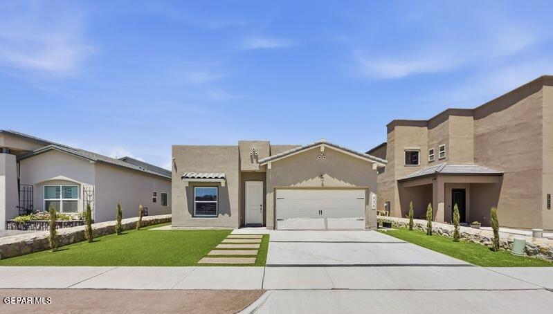Photo 1 of 49 — 230 LYDIA Street, Sunland Park, NM 88008