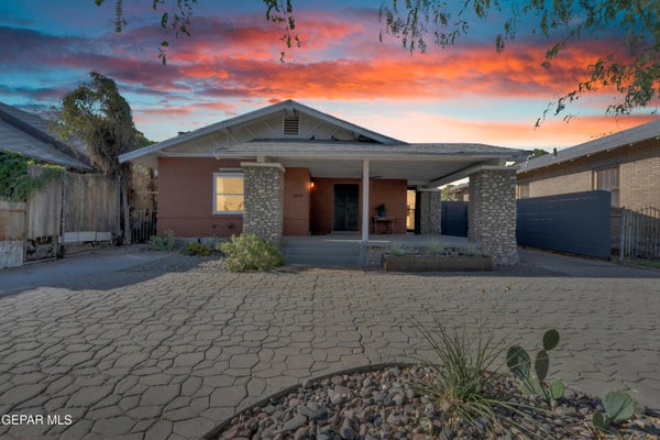 2911 GRANT AVE, EL PASO, TX 79930 - Image 8b23f3c0d0bc5c3ce7d8e68f876d1513/1172136643
