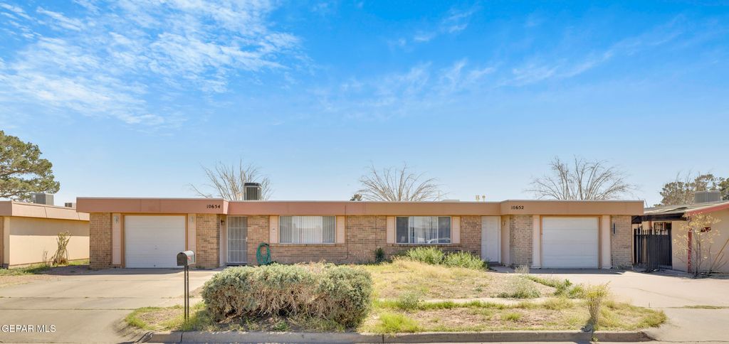 Photo of 10652 CARDIGAN Drive, El Paso, TX 79935 (MLS # 939803)