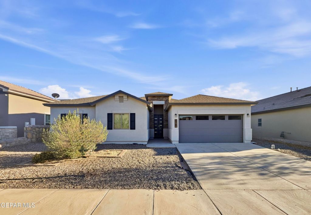 Photo of 14616 TIERRA BURGOS, El Paso, TX 79938 (MLS # 940865)