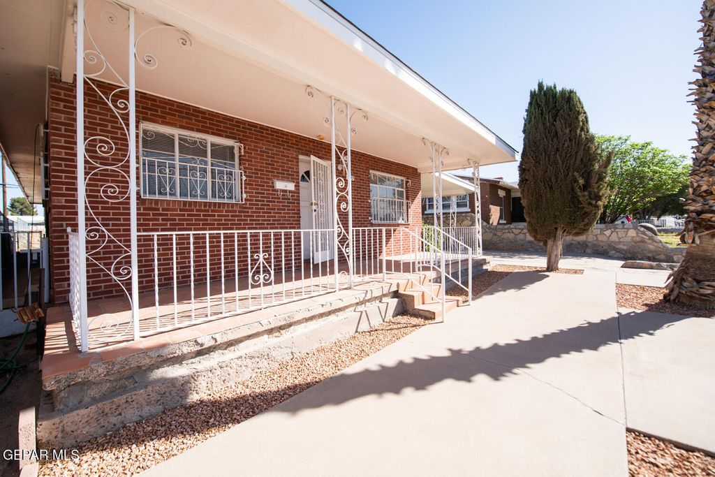 Photo of 4013 HUECO Avenue, El Paso, TX 79903 (MLS # 940241)