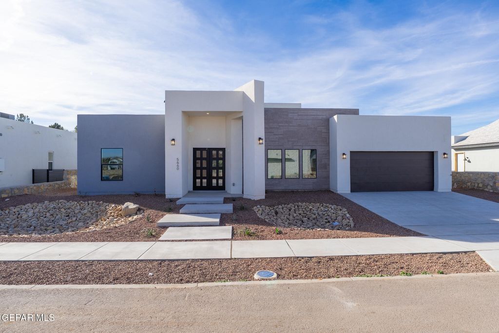 Photo of 5660 RIO BONITO Circle, El Paso, TX 79932 (MLS # 942307)