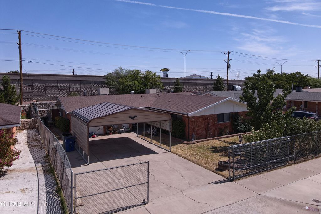 Photo of 5213 LA TASTE Avenue, El Paso, TX 79924 (MLS # 944330)
