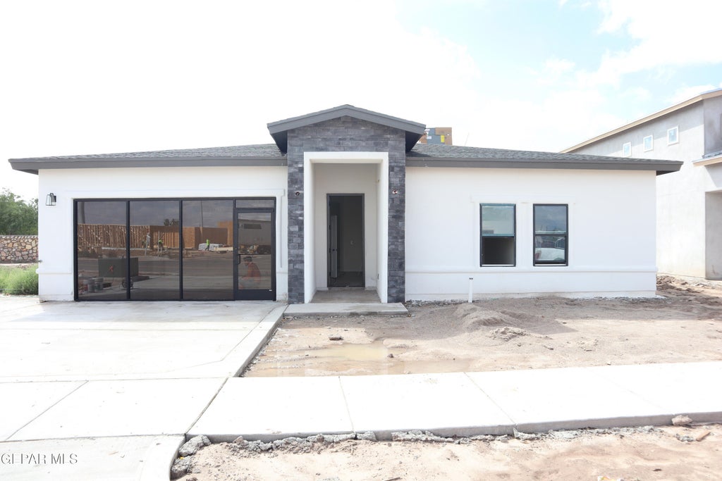 Photo of 9724 Calle Cancun Street, El Paso, TX 79927 (MLS # 951078)