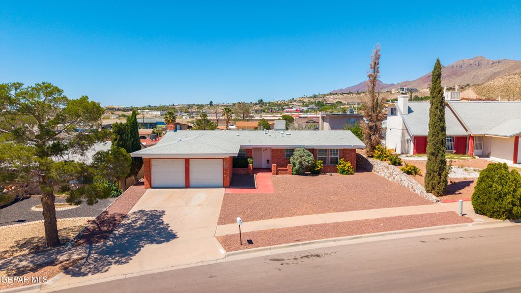 Photo of 309 CABARET Drive, El Paso, TX 79912 (MLS # 943752)