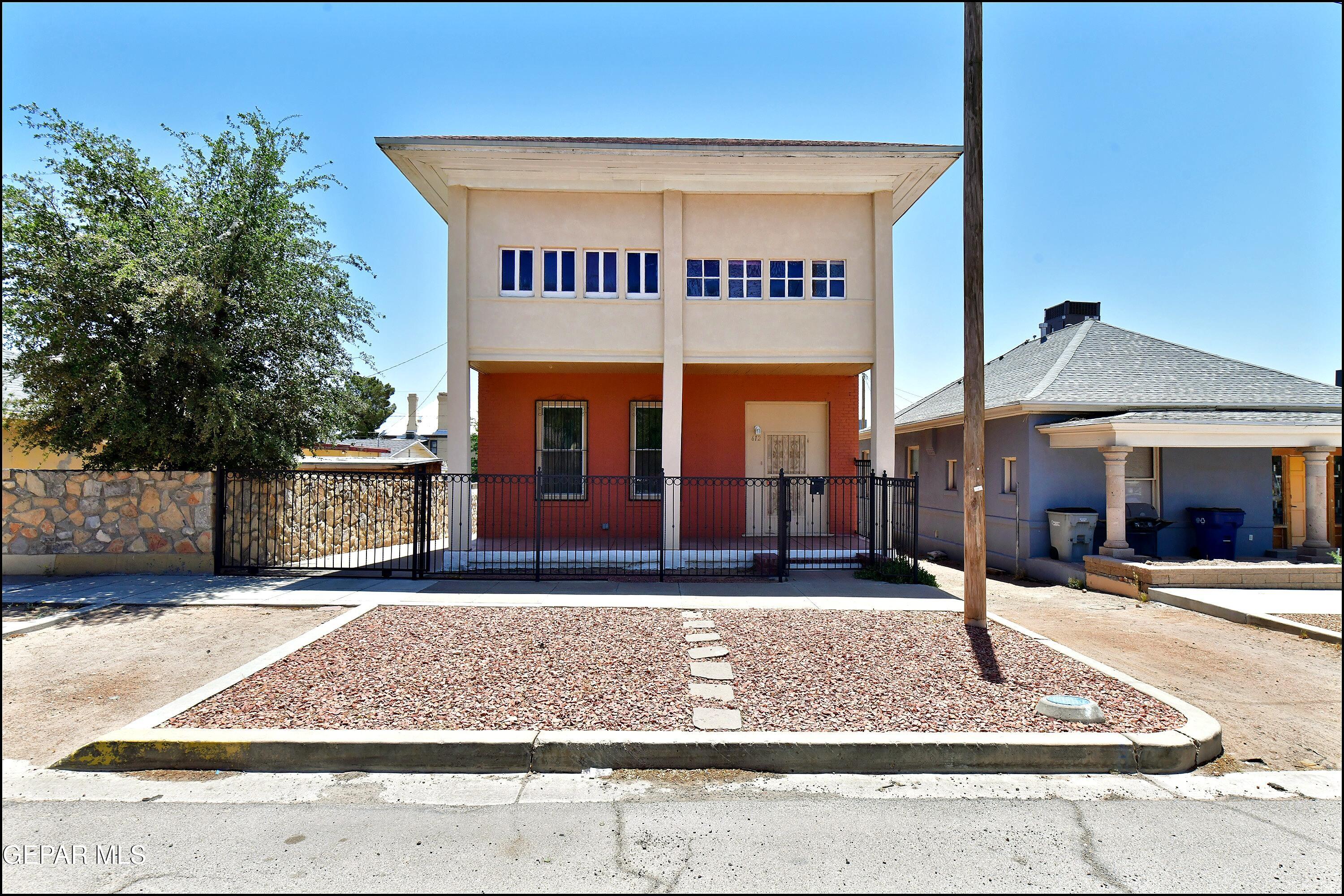 612 E NEVADA Avenue