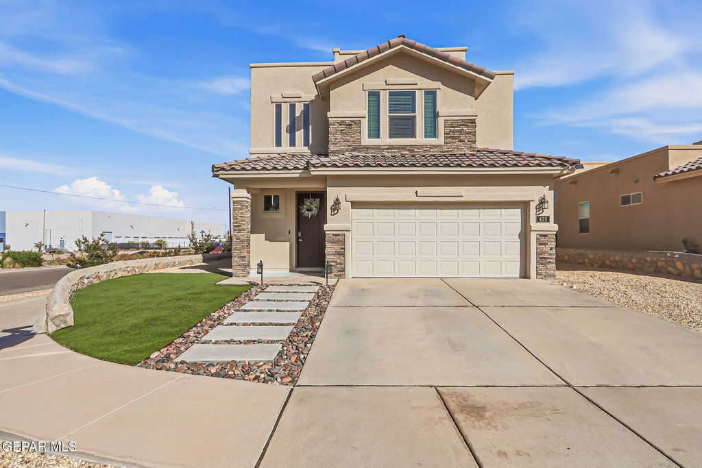 Photo of 425 S MANZANITA Drive, El Paso, TX 79928 (MLS # 942557)