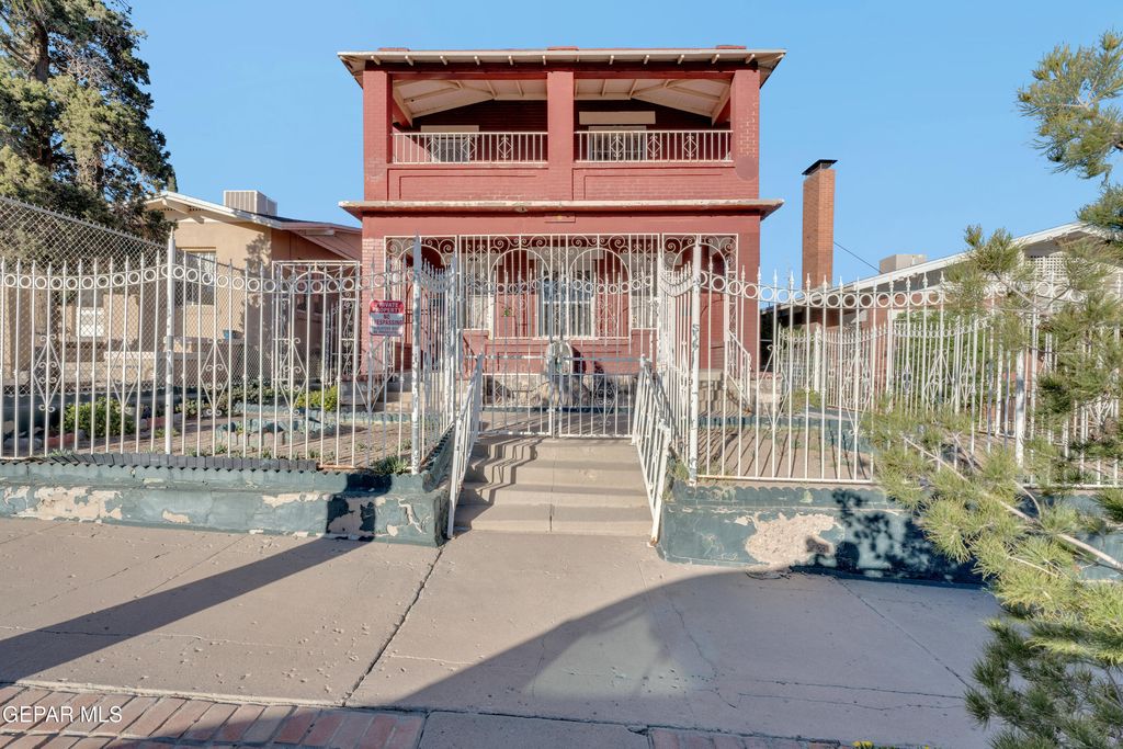 Photo of El Paso, TX 79902 (MLS # 942011)