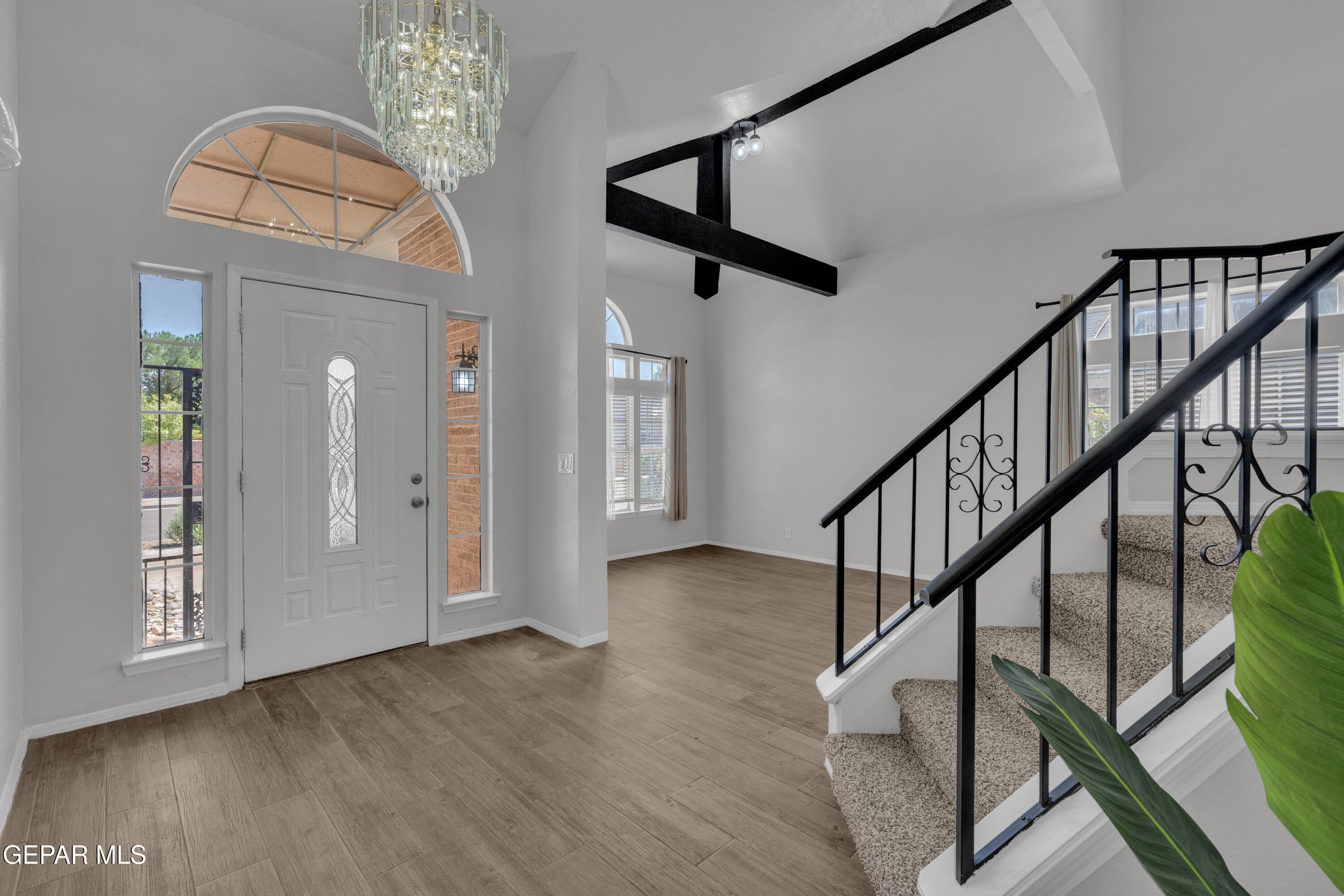 1909 POLLY HARRIS Drive