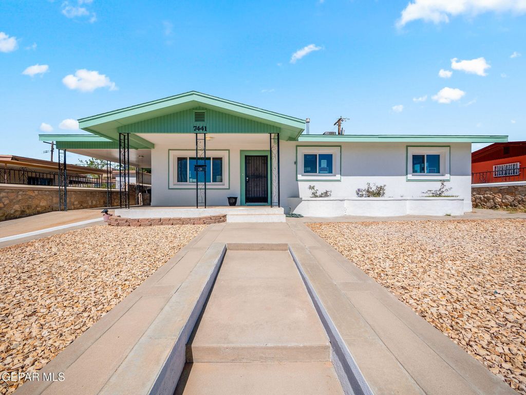 Photo of 7441 YUMA Drive, El Paso, TX 79915 (MLS # 940353)