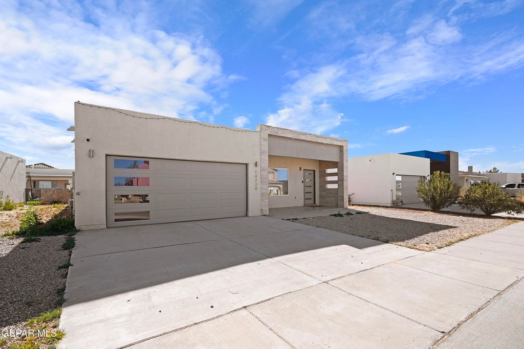 Photo of 14724 Mountain Breeze Avenue, Horizon City, TX 79928 (MLS # 936696)