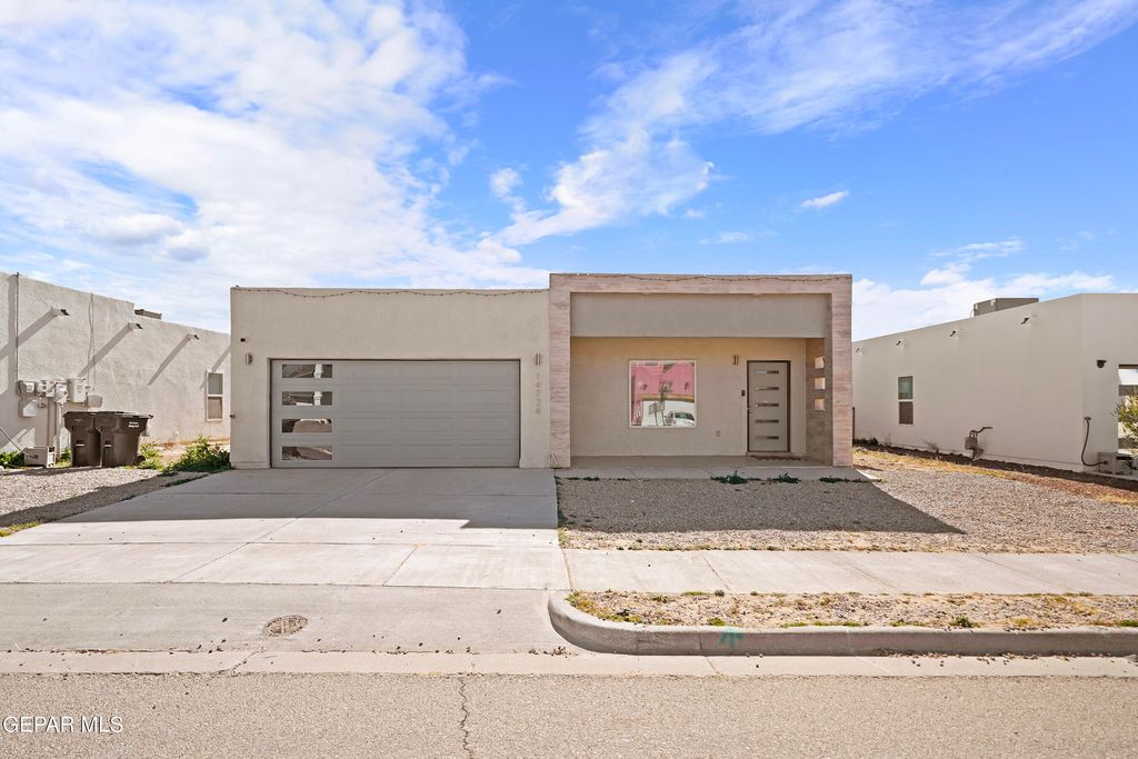 Photo of 14724 Mountain Breeze Avenue, Horizon City, TX 79928 (MLS # 936696)