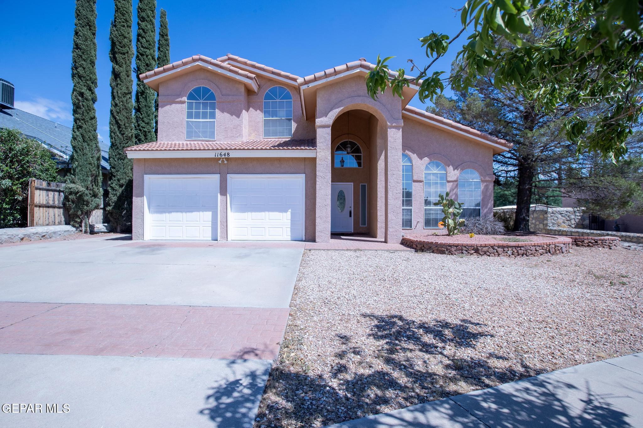 Photo 1 of 28 — 11648 LAKE ERIE Drive, El Paso, TX 79936