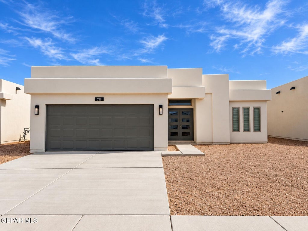 Photo of 716 Paseo Astuto Place, Horizon City, TX 79928 (MLS # 953495)