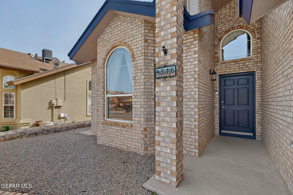 Photo of 4516 LOMA LINDA Circle, El Paso, TX 79934 (MLS # 939437)