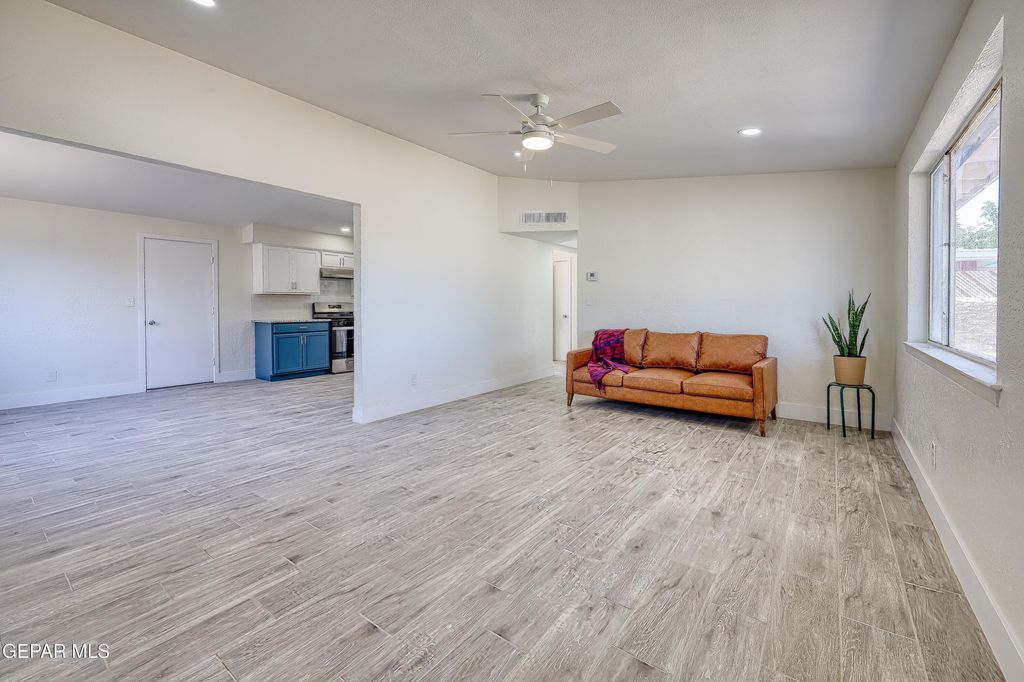Photo of 10436 ORPHEUS Drive, El Paso, TX 79924 (MLS # 943680)
