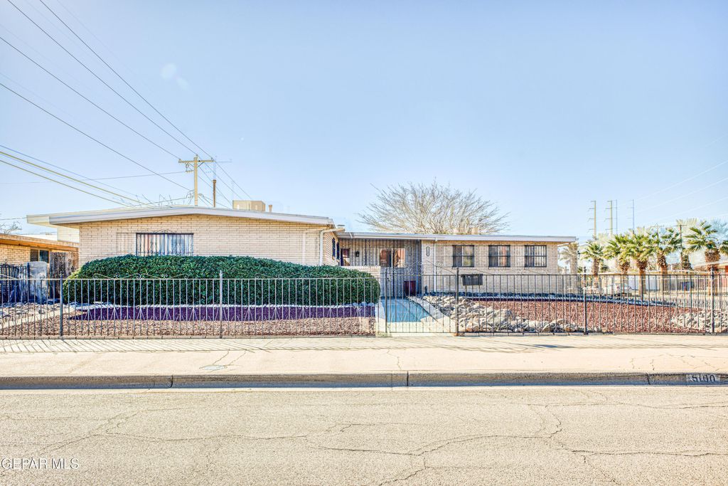 Photo of 5100 ORLEANS Avenue, El Paso, TX 79924 (MLS # 936601)