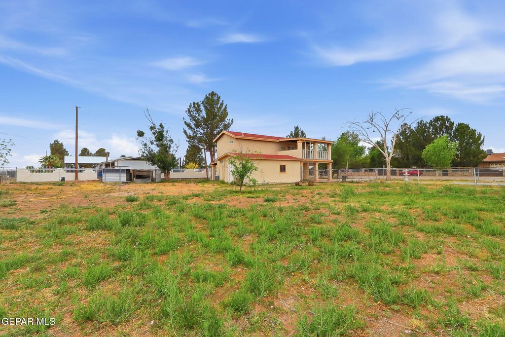 Photo of 210 QUESITO Street, Clint, TX 79836 (MLS # 943303)