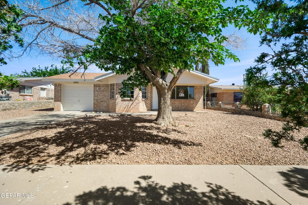 Photo of 5721 CORSICANA Avenue, El Paso, TX 79924 (MLS # 942811)