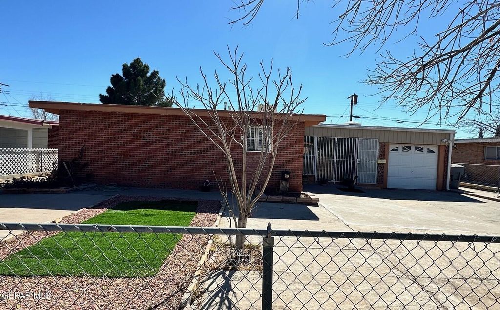 Photo of 5114 BEALS Street, El Paso, TX 79924 (MLS # 938044)