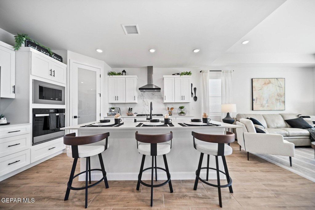 Photo of 13965 Thunder Sky Avenue, El Paso, TX 79928 (MLS # 939401)