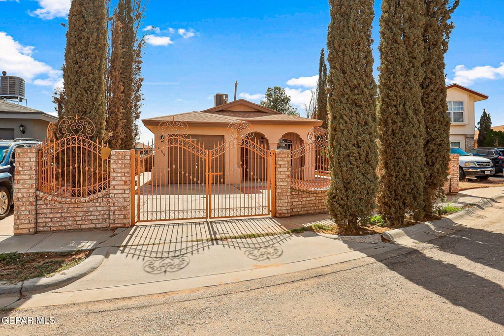 Photo of 3665 HEALY Drive, El Paso, TX 79936 (MLS # 931649)