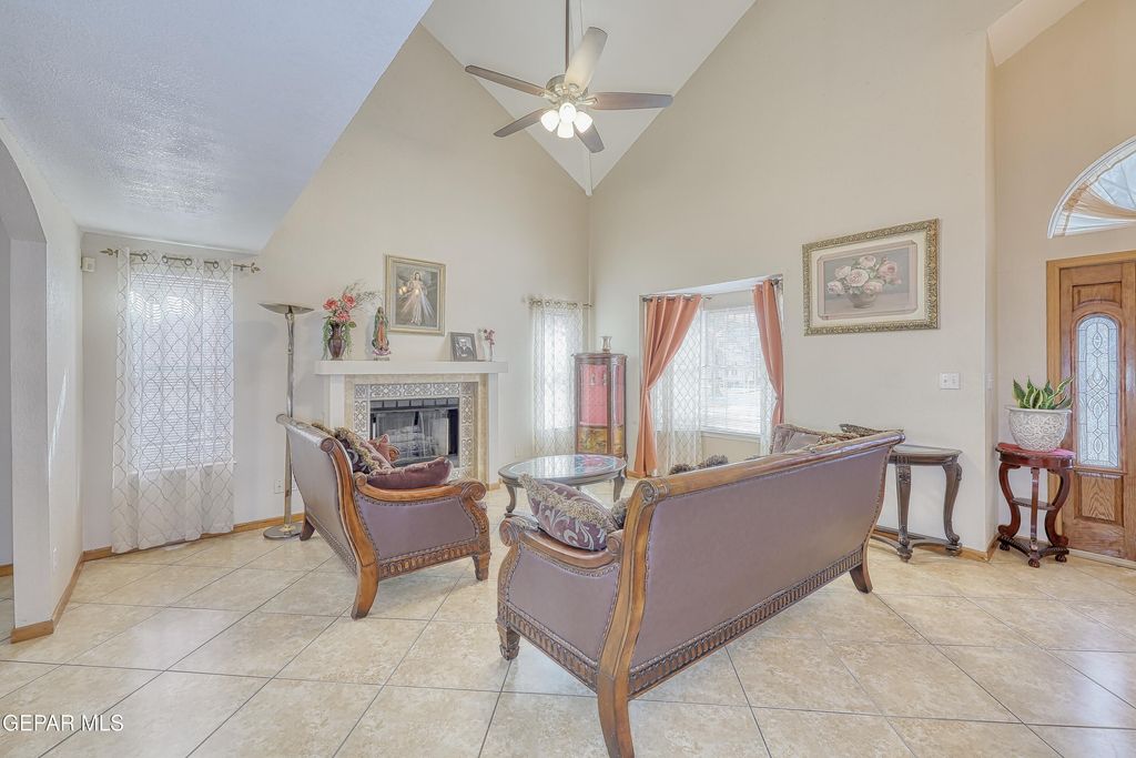 Photo of 780 BABYLONIA Drive, El Paso, TX 79907 (MLS # 938557)