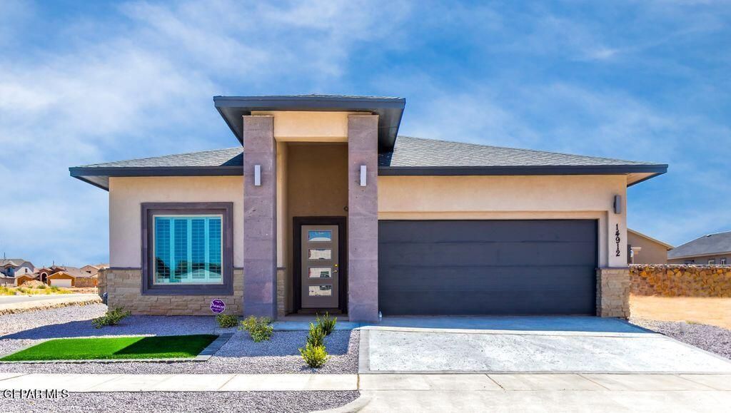 Photo of 409 Deserts Drive, Socorro, TX 79927 (MLS # 930887)