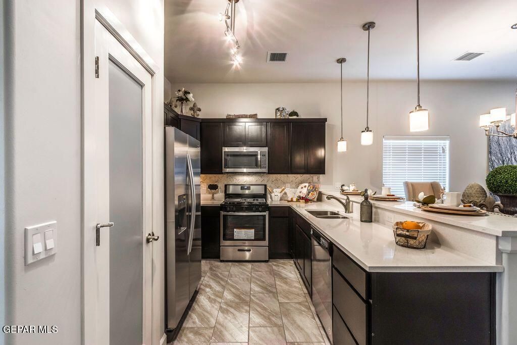 Photo of 409 Deserts Drive, Socorro, TX 79927 (MLS # 930887)