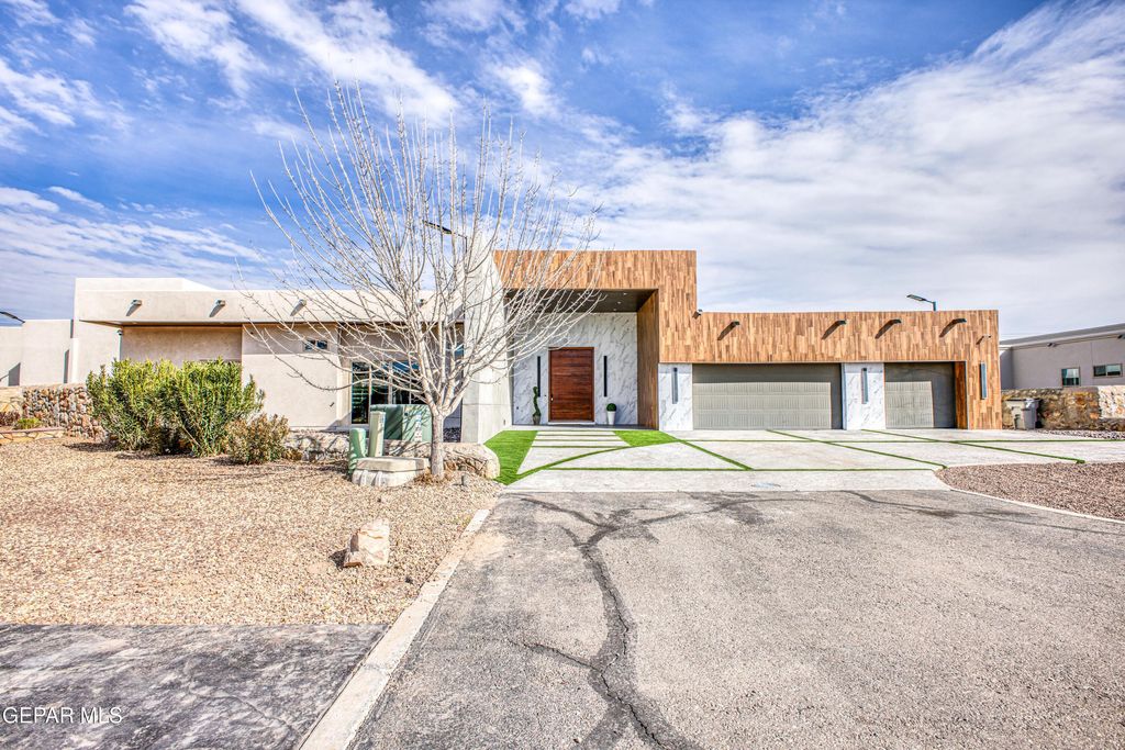 Photo of 6328 CAMINO PINON Place, El Paso, TX 79932 (MLS # 938026)