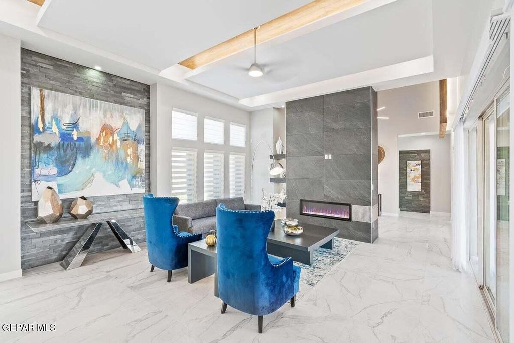 Photo of 469 COUNTRY OAKS Drive, El Paso, TX 79932 (MLS # 939348)