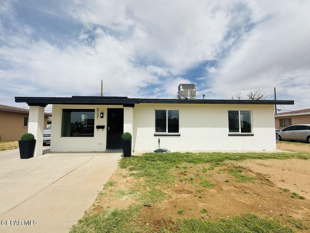 Photo of 5137 DEBEERS Drive, El Paso, TX 79924 (MLS # 942432)