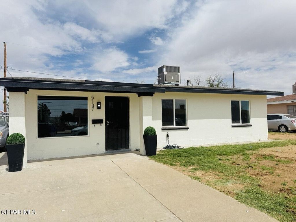 Photo of 5137 DEBEERS Drive, El Paso, TX 79924 (MLS # 942432)