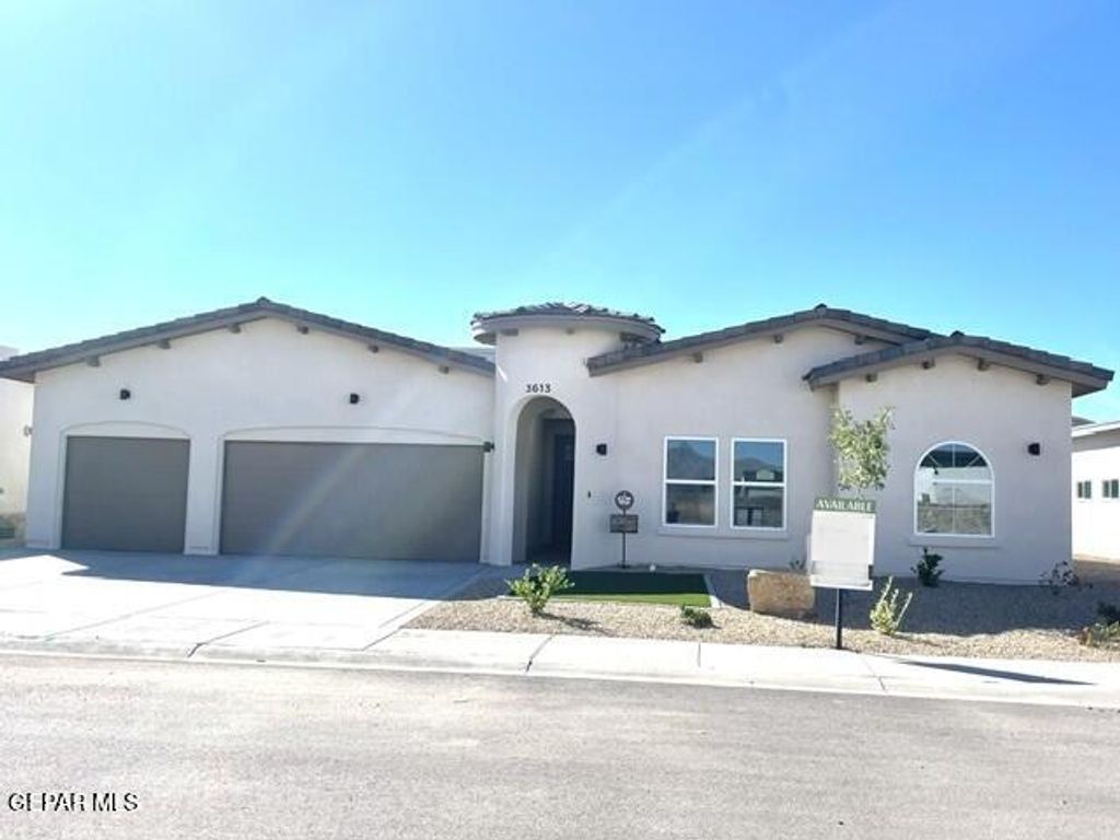 Photo of 3613 SPRINGHAVEN Loop, Las Cruces, NM 88012 (MLS # 932522)