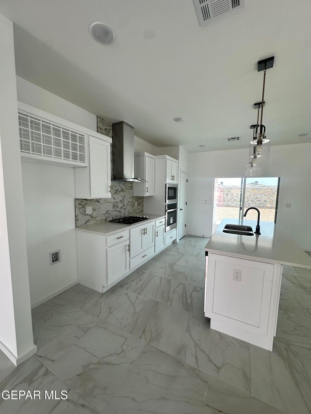 Photo of 13813 Paseo Celeste Drive, Horizon City, TX 79928 (MLS # 942672)