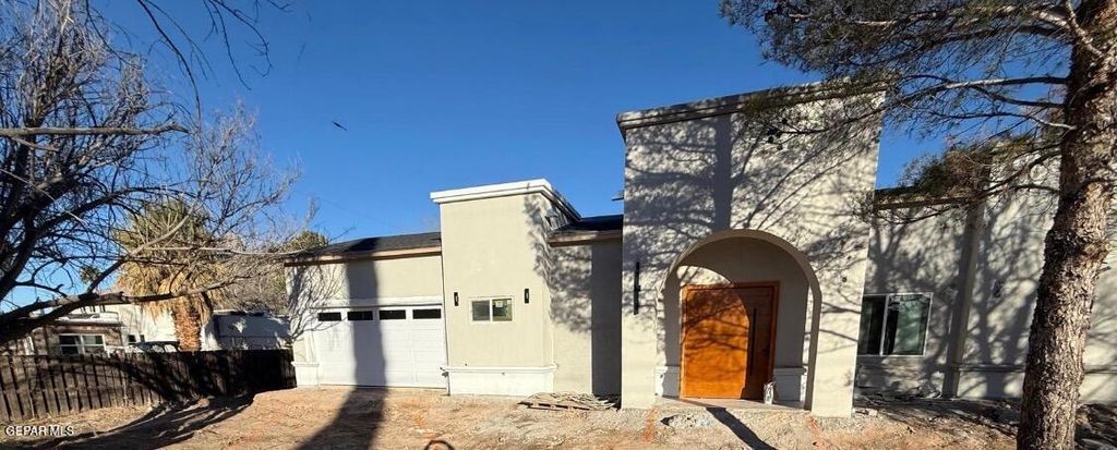 Photo of 115 BIRD Avenue, El Paso, TX 79922 (MLS # 941077)