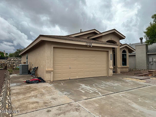 Photo of 12584 WOLF BERRY Drive, El Paso, TX 79928 (MLS # 953138)
