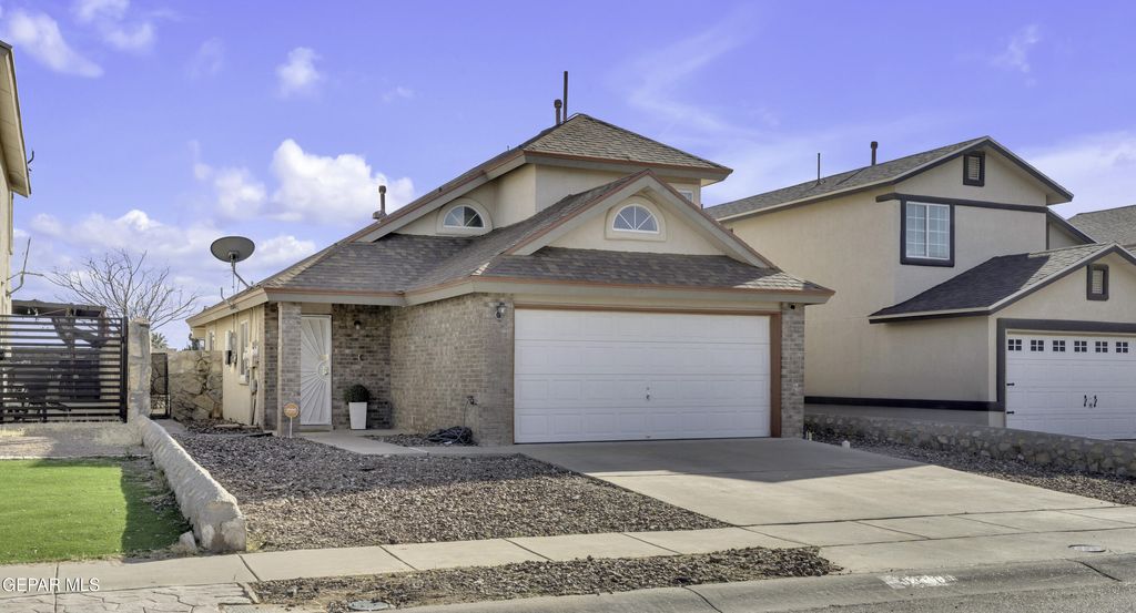 Photo of 12340 TIERRA LAGUNA Drive, El Paso, TX 79938 (MLS # 938170)