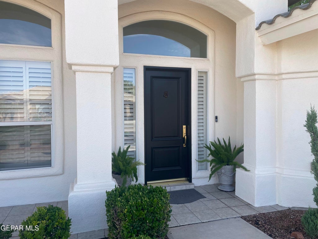 Photo of 6433 LA POSTA Drive, El Paso, TX 79912 (MLS # 948277)