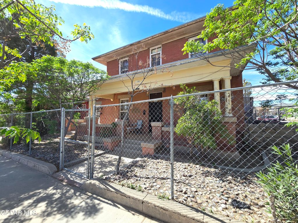 Photo of 1219 N FLORENCE Street, El Paso, TX 79902 (MLS # 940747)
