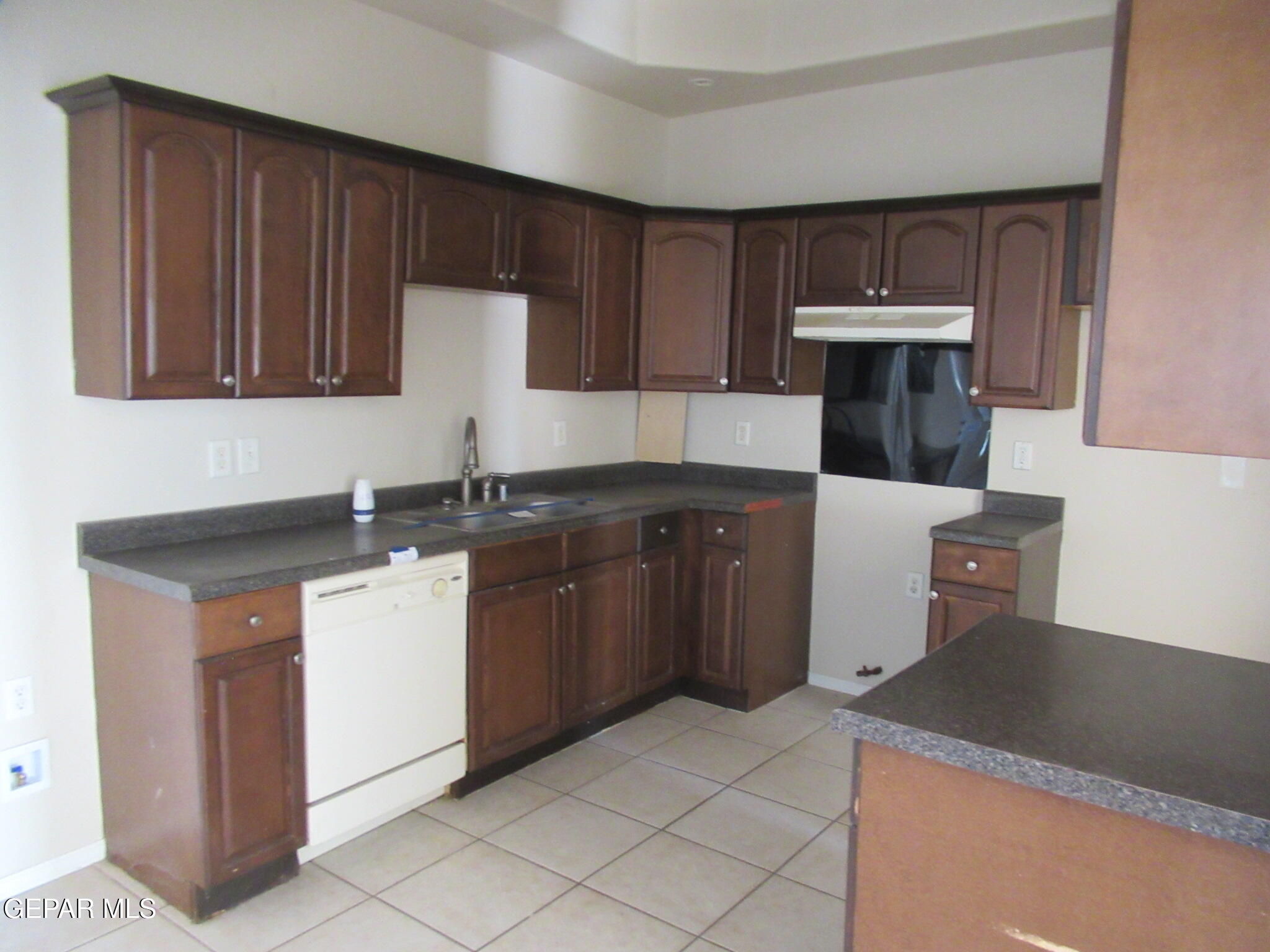 3252 TIERRA MISION Drive